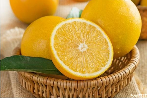 冰糖橙為什么賣不過臍橙 冰糖橙和臍橙哪個(gè)甜 冰糖橙為什么賣不過臍橙 冰糖橙和臍橙哪個(gè)甜