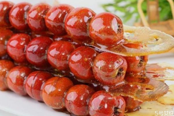 冰糖葫蘆的糖是怎么做的呢 冰糖葫蘆是怎么做的呢 冰糖葫蘆的糖是怎么做的呢 冰糖葫蘆是怎么做的呢