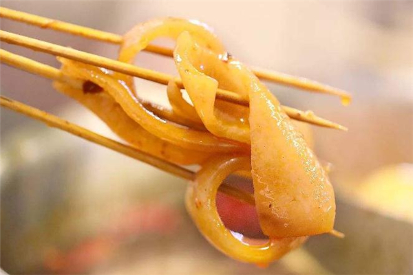 豬皮可以天天吃嗎 豬皮吃多了有沒(méi)有害處 豬皮可以天天吃嗎 豬皮吃多了有沒(méi)有害處