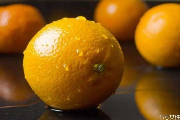 冰糖橙的食用價(jià)值 冰糖橙食用方法介紹 冰糖橙的食用價(jià)值 冰糖橙食用方法介紹