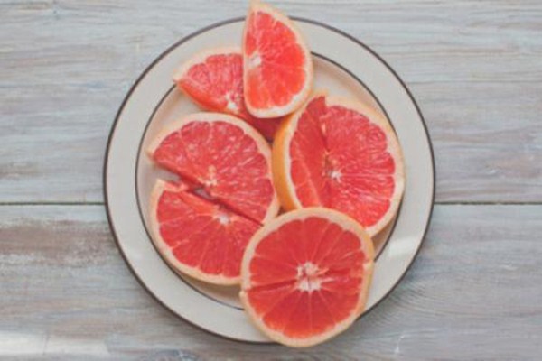 一天吃一個西柚過量了嗎 一天吃多少西柚比較合適 一天吃一個西柚過量了嗎 一天吃多少西柚比較合適