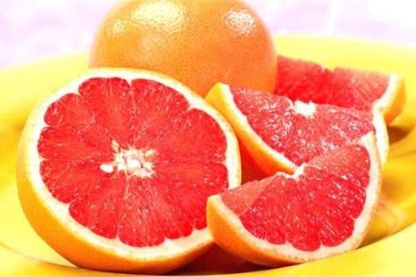 一天吃一個西柚過量了嗎 一天吃多少西柚比較合適 一天吃一個西柚過量了嗎 一天吃多少西柚比較合適