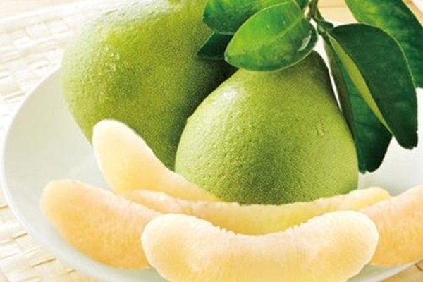 吃柚子對(duì)皮膚有好處嗎 能夠護(hù)膚的水果有哪些 吃柚子對(duì)皮膚有好處嗎 能夠護(hù)膚的水果有哪些
