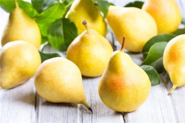 梨生吃和熟吃有什么區(qū)別 熟梨怎么做好吃 梨生吃和熟吃有什么區(qū)別 熟梨怎么做好吃