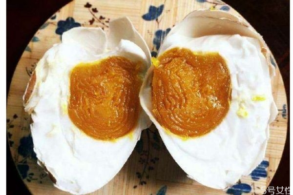 懷孕能吃鵝蛋嗎 懷孕吃鵝蛋會怎么樣呢 懷孕能吃鵝蛋嗎 懷孕吃鵝蛋會怎么樣呢