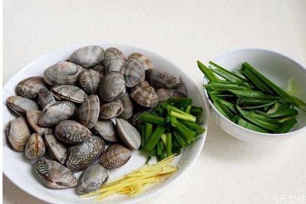 花蛤有什么營養(yǎng)價值呢 吃花蛤有什么好處呢 花蛤有什么營養(yǎng)價值呢 吃花蛤有什么好處呢