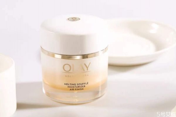olay氣泡霜好用嗎 olay氣泡霜有什么功效 olay氣泡霜好用嗎 olay氣泡霜有什么功效