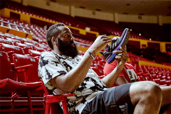 adidas ultraboost 20測(cè)評(píng) 阿迪達(dá)斯ub20多少錢 adidas ultraboost 20測(cè)評(píng) 阿迪達(dá)斯ub20多少錢