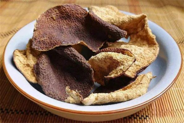 陳皮泡水喝可以養(yǎng)胃嗎 陳皮和什么搭配泡水養(yǎng)胃 陳皮泡水喝可以養(yǎng)胃嗎 陳皮和什么搭配泡水養(yǎng)胃