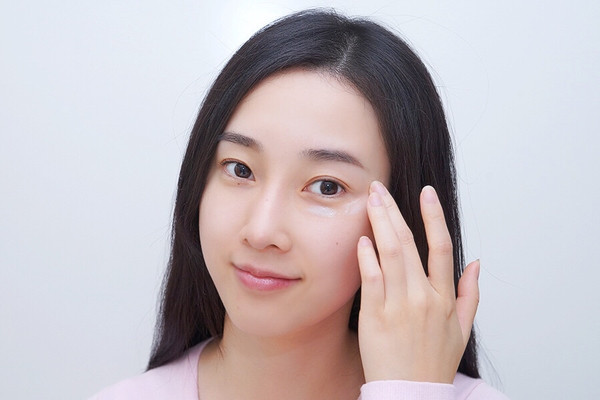 經(jīng)常按摩臉有什么好處 按摩臉有祛斑作用嗎 經(jīng)常按摩臉有什么好處 按摩臉有祛斑作用嗎