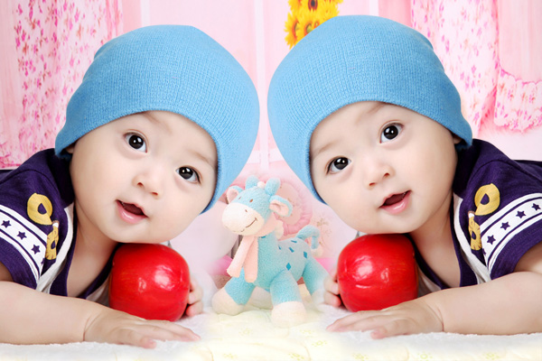 如何用唐詩宋詞給龍鳳胎取名 富有詩意的名字推薦 如何用唐詩宋詞給龍鳳胎取名 富有詩意的名字推薦