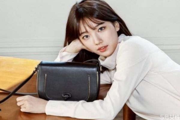 哄女朋友開(kāi)心的套路有哪些 哄女朋友開(kāi)心的辦法 哄女朋友開(kāi)心的套路有哪些 哄女朋友開(kāi)心的辦法