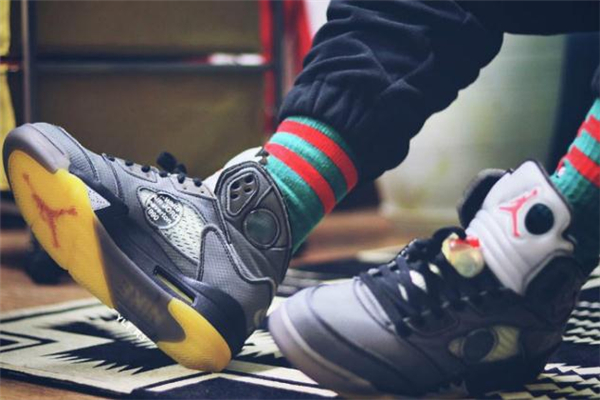 off white聯(lián)名aj5什么時(shí)候發(fā)售 ow聯(lián)名aj5多少錢(qián) off white聯(lián)名aj5什么時(shí)候發(fā)售 ow聯(lián)名aj5多少錢(qián)