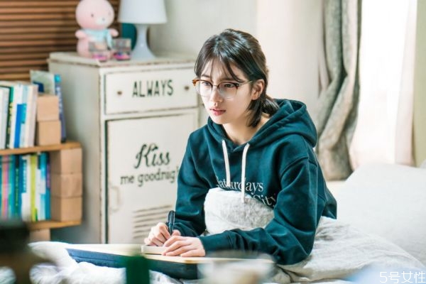 女生第一次約會要注意些什么 女生讓男生喜歡的技巧 女生第一次約會要注意些什么 女生讓男生喜歡的技巧