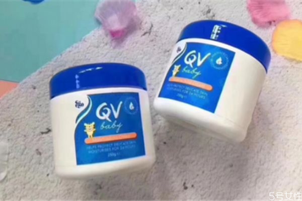 澳洲qv面霜按壓和罐裝哪個(gè)好 澳洲qv嬰兒面霜功效 澳洲qv面霜按壓和罐裝哪個(gè)好 澳洲qv嬰兒面霜功效