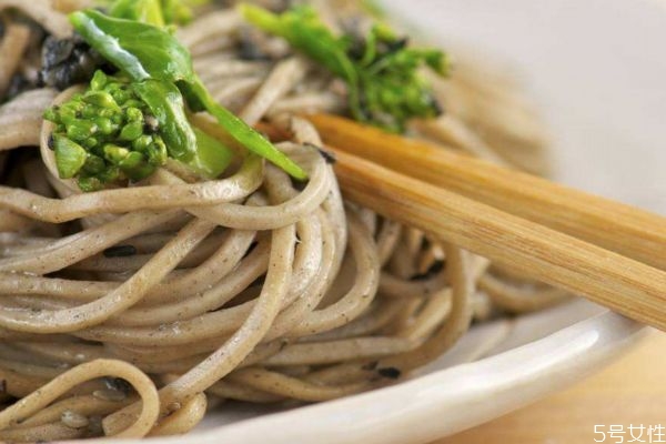 蕎麥面有什么營養(yǎng)價值呢 吃蕎麥面有什么好處呢 蕎麥面有什么營養(yǎng)價值呢 吃蕎麥面有什么好處呢