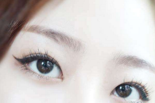 國字臉適合什么眉形 適合國字臉的眉毛有什么特點(diǎn) 國字臉適合什么眉形 適合國字臉的眉毛有什么特點(diǎn)