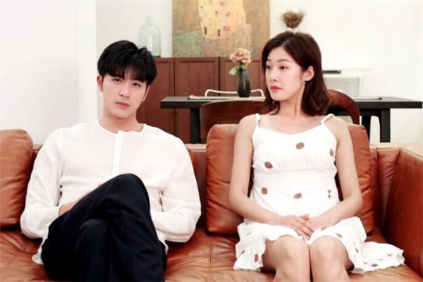 追女生的時(shí)候要發(fā)紅包嗎 要不要給追的女生發(fā)紅包 追女生的時(shí)候要發(fā)紅包嗎 要不要給追的女生發(fā)紅包