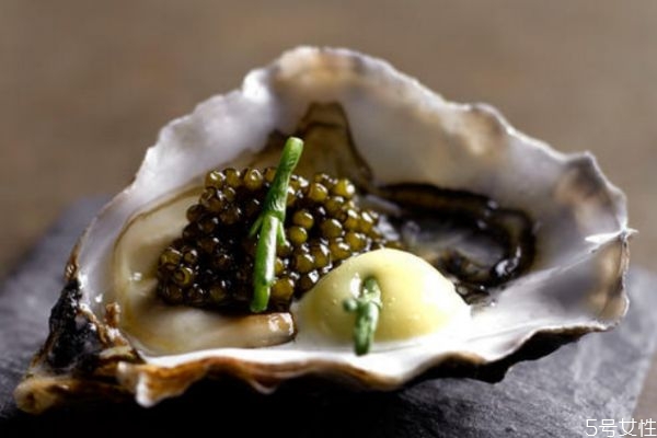 什么是魚(yú)子醬呢 魚(yú)子醬的好處有什么呢 什么是魚(yú)子醬呢 魚(yú)子醬的好處有什么呢