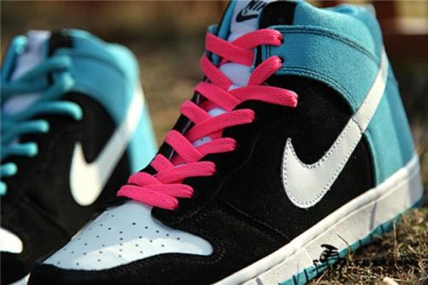 空軍一號男女搭配有什么不同 白色空軍一號怎么搭配 空軍一號男女搭配有什么不同 白色空軍一號怎么搭配