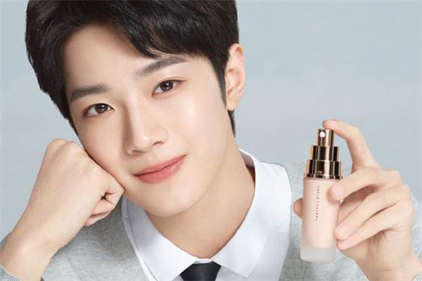 完美日記深水彈粉底液成分 完美日記粉底液孕婦能用嗎 完美日記深水彈粉底液成分 完美日記粉底液孕婦能用嗎