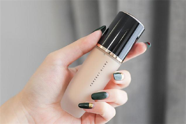 完美日記深水彈粉底液色號 完美日記粉底液適合什么膚質(zhì) 完美日記深水彈粉底液色號 完美日記粉底液適合什么膚質(zhì)