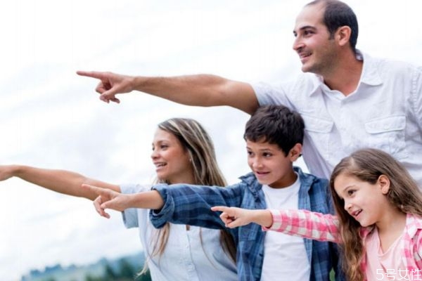 二胎名字應(yīng)該怎么起呢 二胎女寶寶的名字取法有什么呢 二胎名字應(yīng)該怎么起呢 二胎女寶寶的名字取法有什么呢