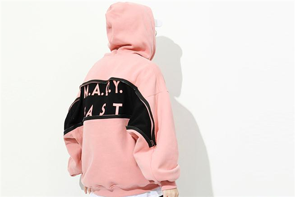 男生圣誕節(jié)約會(huì)穿什么顏色好 圣誕節(jié)約會(huì)穿搭指南 男生圣誕節(jié)約會(huì)穿什么顏色好 圣誕節(jié)約會(huì)穿搭指南