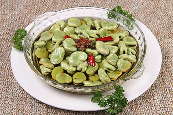 吃蠶豆過(guò)敏了怎么辦 一天吃多少蠶豆適合 吃蠶豆過(guò)敏了怎么辦 一天吃多少蠶豆適合