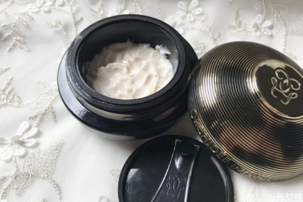 40歲抗皺緊致面霜推薦 十大好用抗衰老面霜 40歲抗皺緊致面霜推薦 十大好用抗衰老面霜