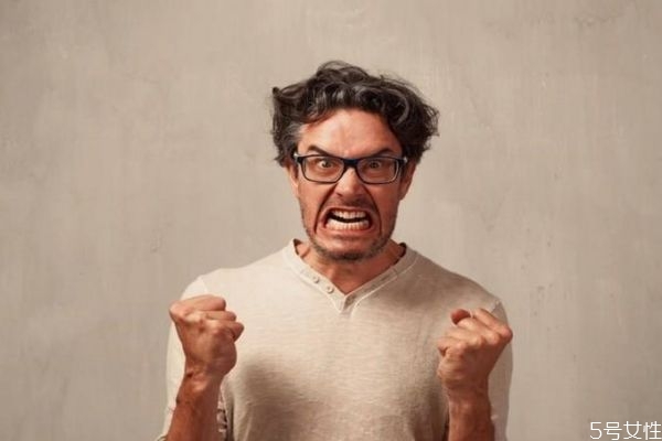 男生壞脾氣的癥狀有什么呢 壞脾氣的男生人緣好嗎 男生壞脾氣的癥狀有什么呢 壞脾氣的男生人緣好嗎