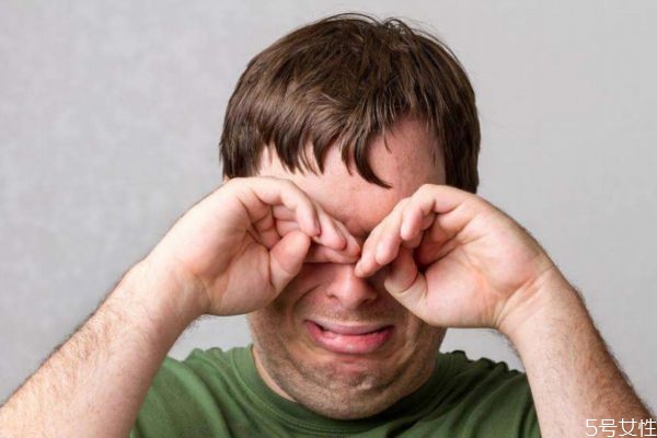 為什么有的人容易悲傷呢 容易悲傷的人有什么特征呢 為什么有的人容易悲傷呢 容易悲傷的人有什么特征呢