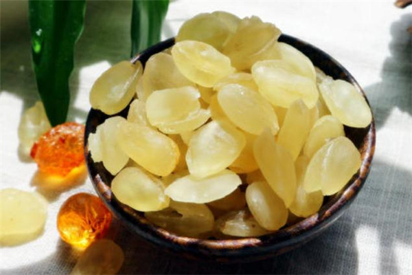 皂角米顏色越來越黃是壞了嗎 皂角米發(fā)黃了還能吃嗎 皂角米顏色越來越黃是壞了嗎 皂角米發(fā)黃了還能吃嗎