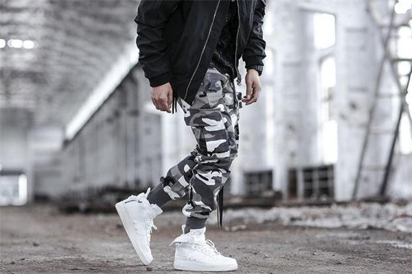 2020年流行什么褲子男 2020男生褲子流行趨勢 2020年流行什么褲子男 2020男生褲子流行趨勢