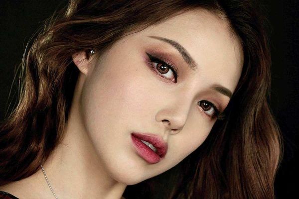 哪些人不要輕易紋眉 什么原因?qū)е录y眉不上色 哪些人不要輕易紋眉 什么原因?qū)е录y眉不上色