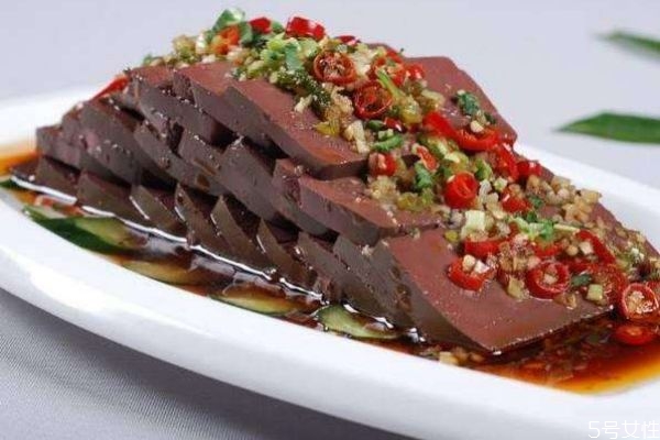 豬血的熱量高嗎 經(jīng)常吃豬血會不會長胖呢 豬血的熱量高嗎 經(jīng)常吃豬血會不會長胖呢