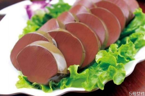 豬血的熱量高嗎 經(jīng)常吃豬血會不會長胖呢 豬血的熱量高嗎 經(jīng)常吃豬血會不會長胖呢