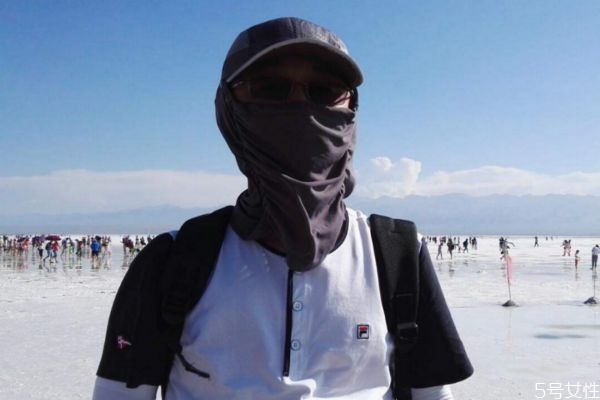 冬季防曬霜如何選擇呢 冬季防曬要注意什么呢 冬季防曬霜如何選擇呢 冬季防曬要注意什么呢