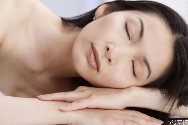 膠原蛋白可以緊致皮膚嗎 膠原蛋白有什么作用呢 膠原蛋白可以緊致皮膚嗎 膠原蛋白有什么作用呢