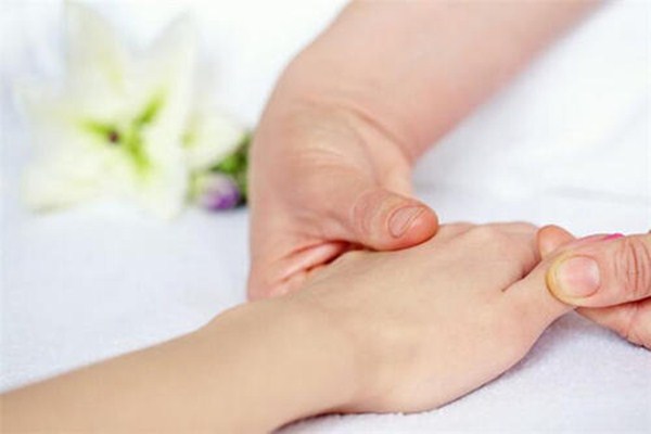 手指冰涼是很什么原因 手指操怎么做好 手指冰涼是很什么原因 手指操怎么做好