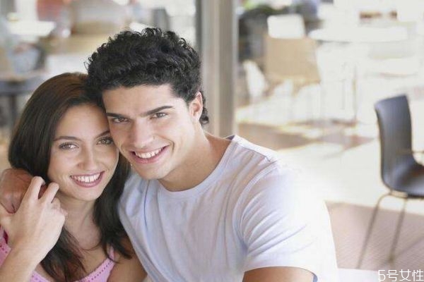 愛情不再的表現(xiàn)有什么呢 如何挽回破碎的婚姻呢 愛情不再的表現(xiàn)有什么呢 如何挽回破碎的婚姻呢