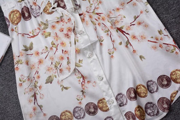 真絲襯衫怎么洗 真絲襯衫怎么保管 真絲襯衫怎么洗 真絲襯衫怎么保管