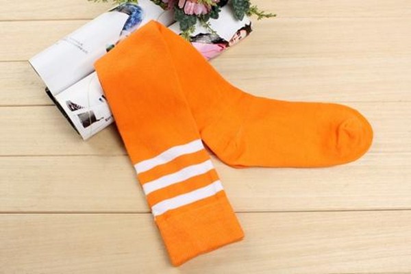 如何挑選運(yùn)動襪 運(yùn)動襪有哪些種類