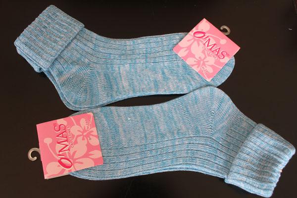 如何給孩子挑選保暖襪子 什么情況下說明襪子要換了 如何給孩子挑選保暖襪子 什么情況下說明襪子要換了