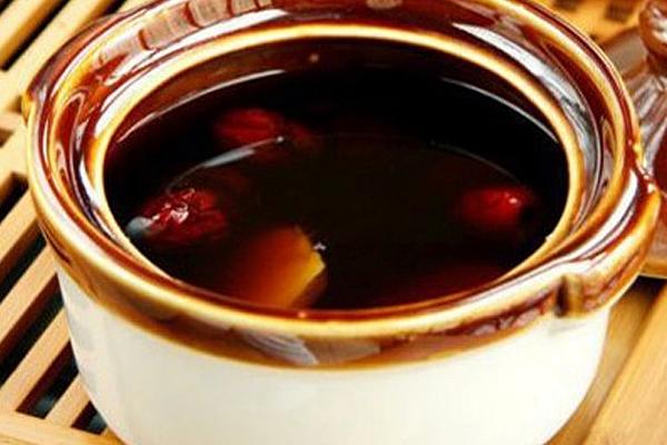 紅糖姜水有暖宮作用嗎 紅糖姜水怎么喝暖宮 紅糖姜水有暖宮作用嗎 紅糖姜水怎么喝暖宮