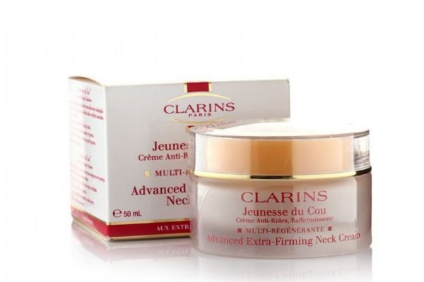 頸部保養(yǎng)的方法有哪些 頸霜涂抹手法 頸部保養(yǎng)的方法有哪些 頸霜涂抹手法