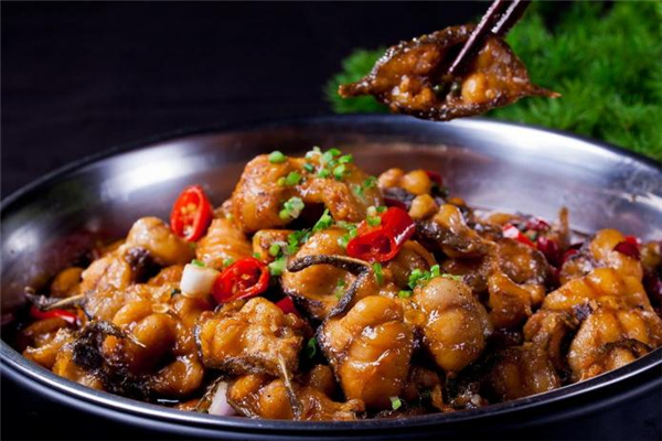 鯰魚的內(nèi)臟可以吃嗎 鯰魚的內(nèi)臟怎么清理 鯰魚的內(nèi)臟可以吃嗎 鯰魚的內(nèi)臟怎么清理