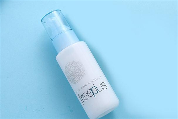 芙麗芳絲水乳真假 芙麗芳絲水乳男生可以用嗎 芙麗芳絲水乳真假 芙麗芳絲水乳男生可以用嗎