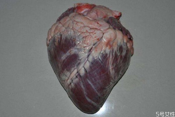 牛心有什么營(yíng)養(yǎng)價(jià)值呢 吃牛心有什么好處呢 牛心有什么營(yíng)養(yǎng)價(jià)值呢 吃牛心有什么好處呢