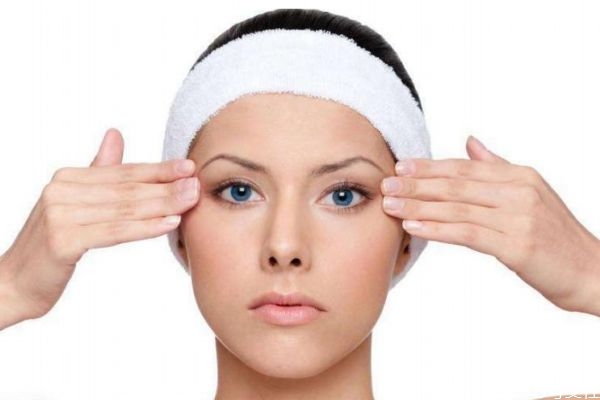 為什么女性容易長(zhǎng)皺紋呢 一般女性長(zhǎng)皺紋原因有什么呢 為什么女性容易長(zhǎng)皺紋呢 一般女性長(zhǎng)皺紋原因有什么呢